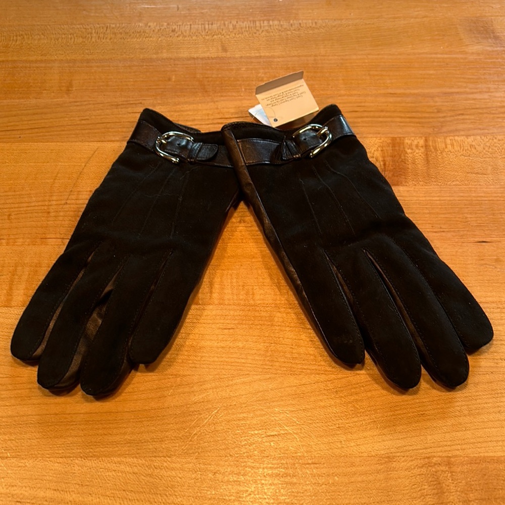 NWT Coach Leather gloves